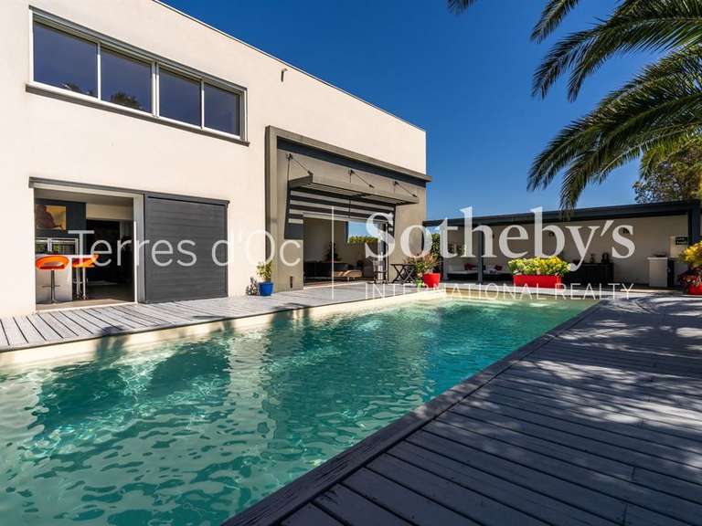 Maison Perpignan - 5 chambres - 202m²