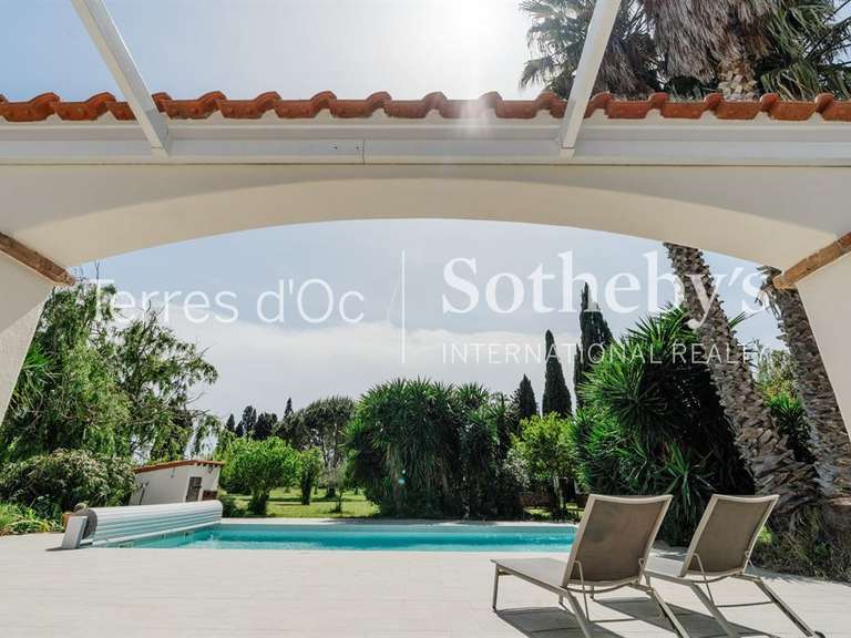 Maison Perpignan - 4 chambres - 204m²