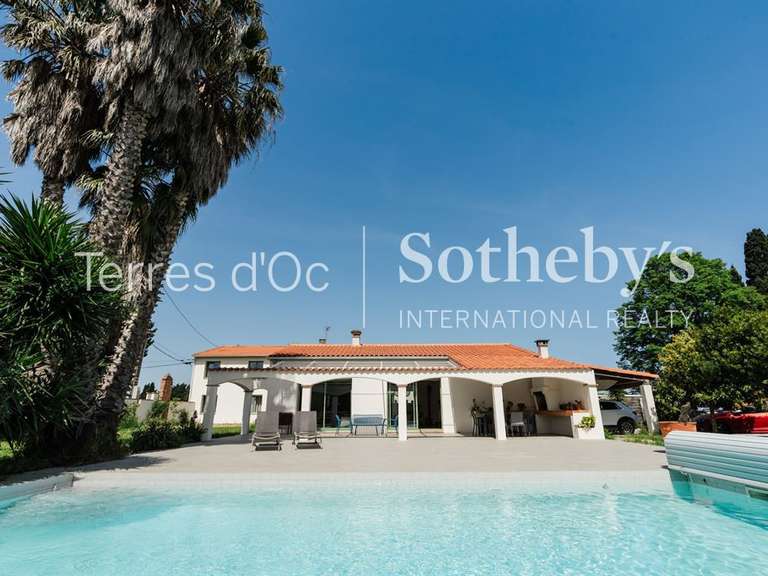 Maison Perpignan - 4 chambres - 204m²