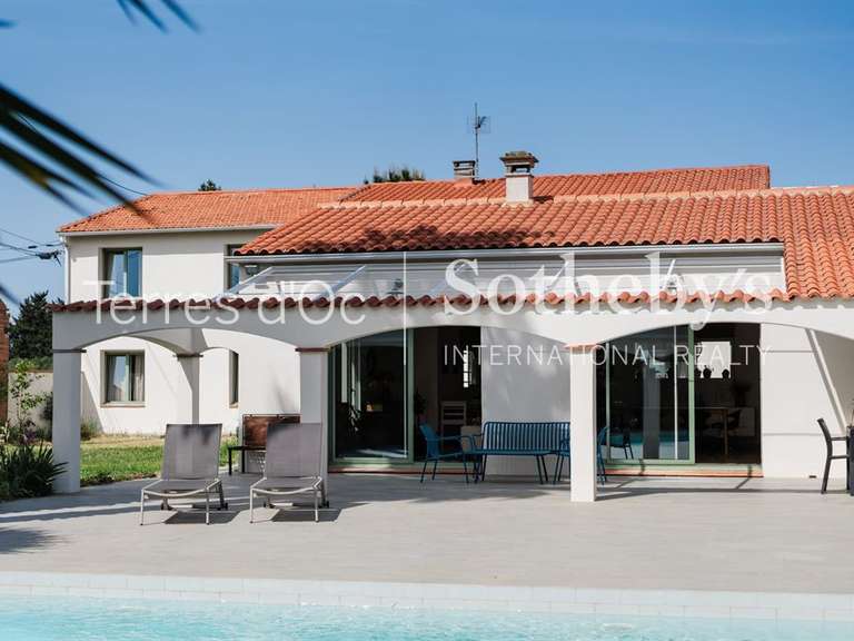 Maison Perpignan - 4 chambres - 204m²