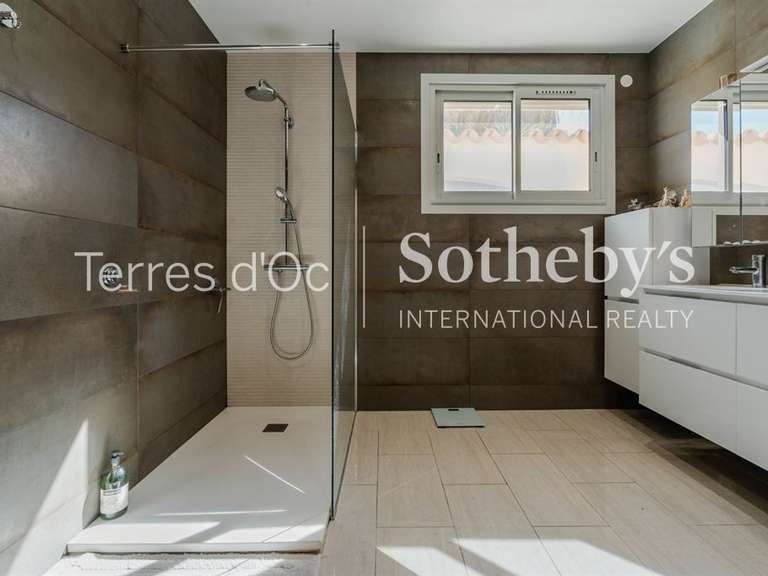 Maison Perpignan - 5 chambres - 258m²