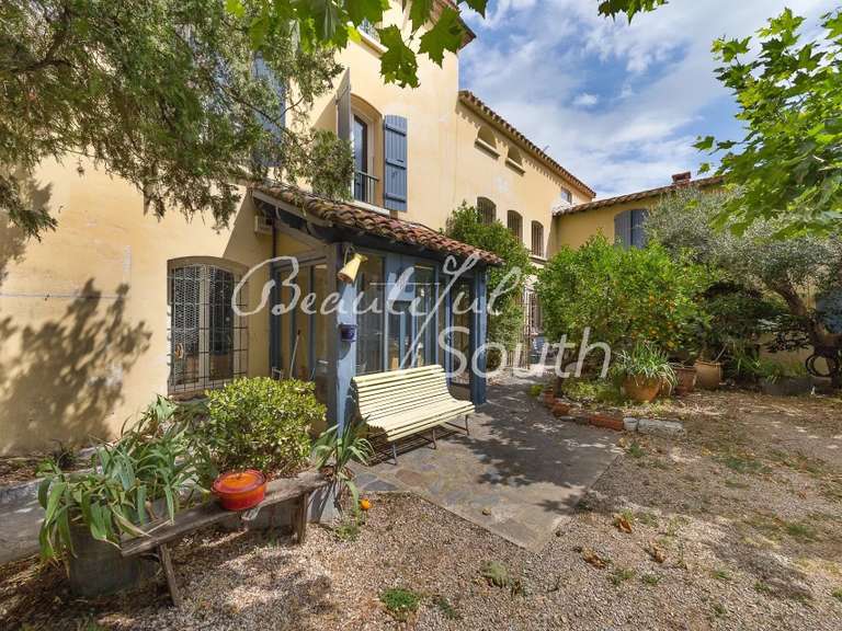 House Perpignan - 20 bedrooms - 956m²