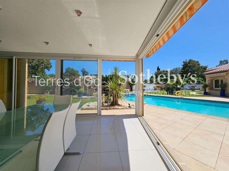 Maison Perpignan - 3 chambres - 325m²