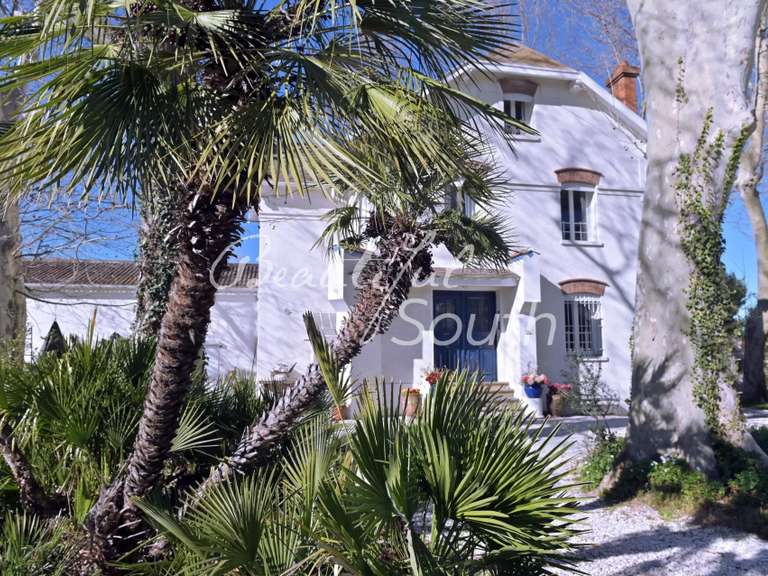 Maison Perpignan - 7 chambres - 300m²