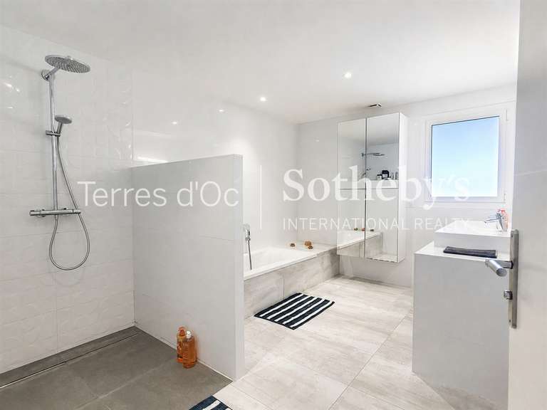 Maison Perpignan - 5 chambres - 264m²