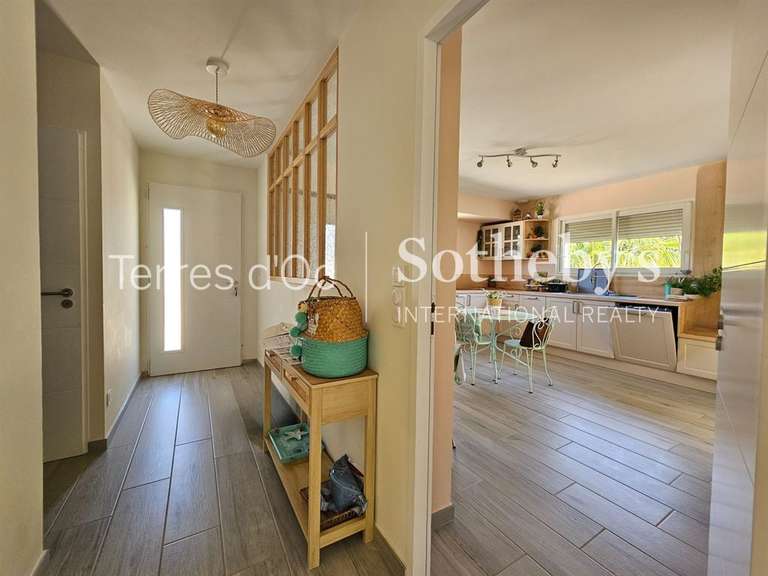 Maison Perpignan - 3 chambres - 130m²