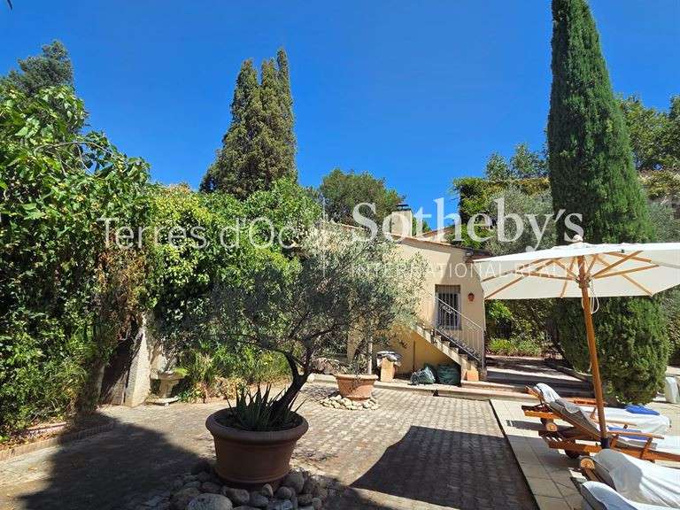 Maison Perpignan - 7 chambres - 390m²