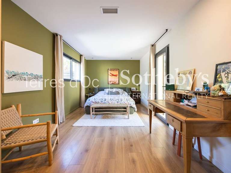 Maison Perpignan - 3 chambres - 207m²