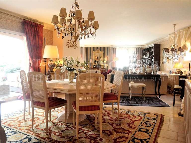 Propriété Perpignan - 4 chambres - 303m²