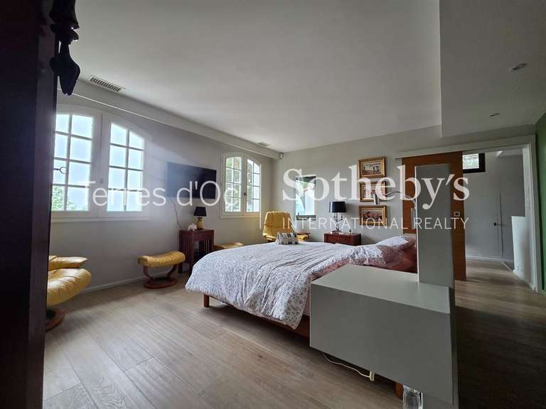 Propriété Perpignan - 3 chambres - 202m²