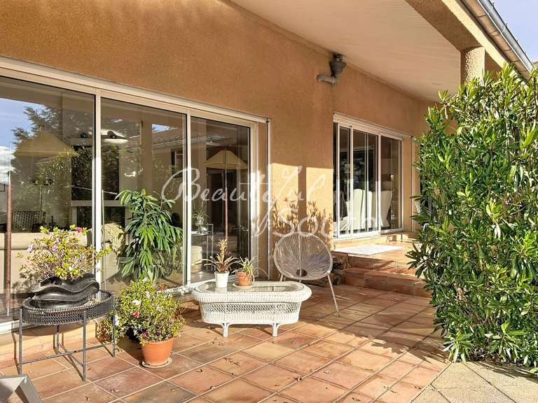 Villa Perpignan - 2 chambres - 354m²