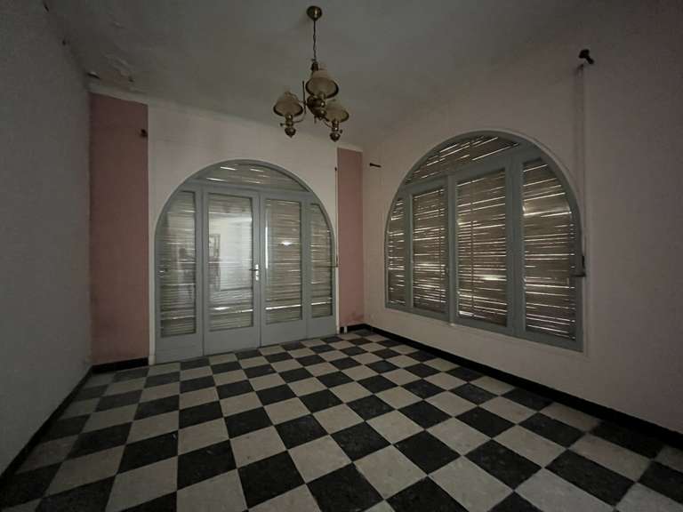 Villa Perpignan - 7 chambres - 246m²