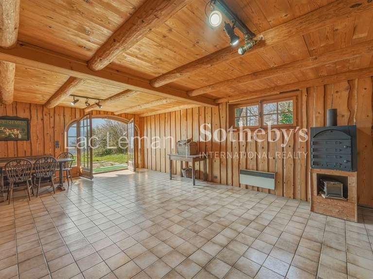 Chalet Perrignier - 5 chambres - 240m²