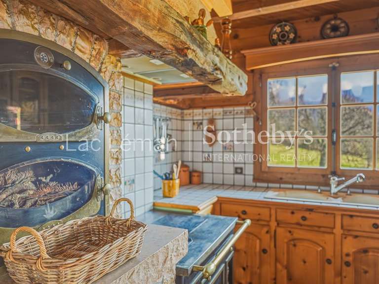 Chalet Perrignier - 5 chambres - 240m²