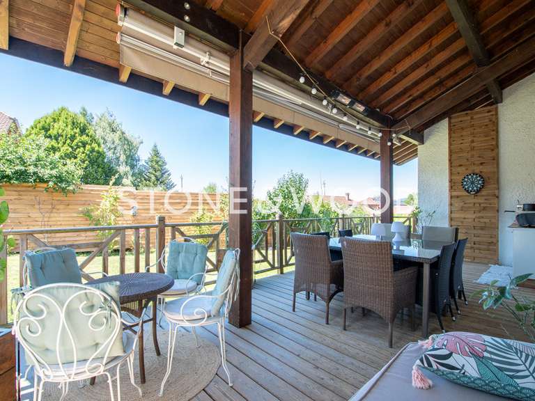 Maison Pers-Jussy - 6 chambres - 249m²