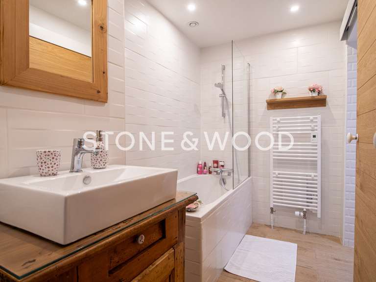 Maison Pers-Jussy - 6 chambres - 249m²