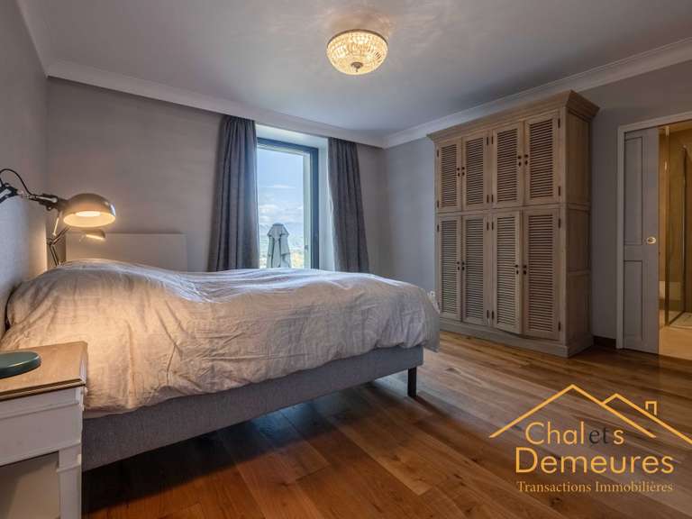 Maison Pers-Jussy - 8 chambres - 600m²