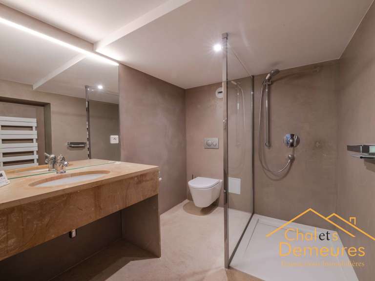 Maison Pers-Jussy - 8 chambres - 600m²