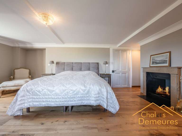 Maison Pers-Jussy - 8 chambres - 600m²