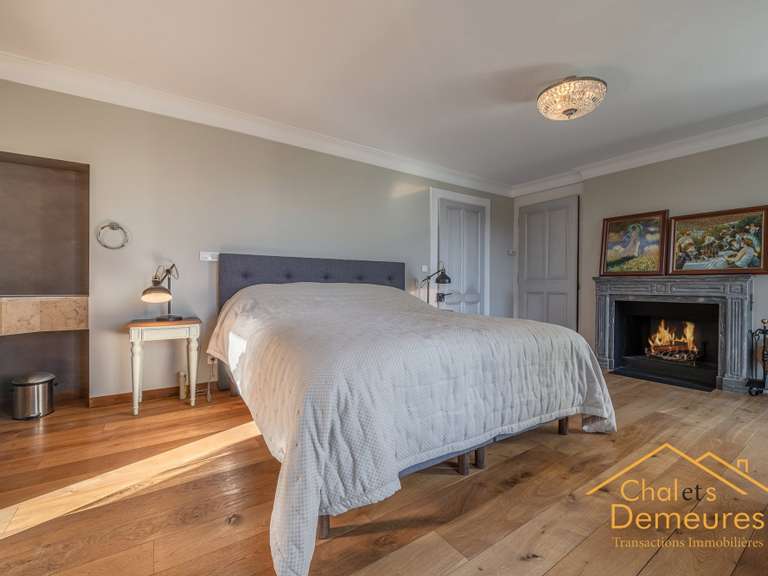 Maison Pers-Jussy - 8 chambres - 600m²