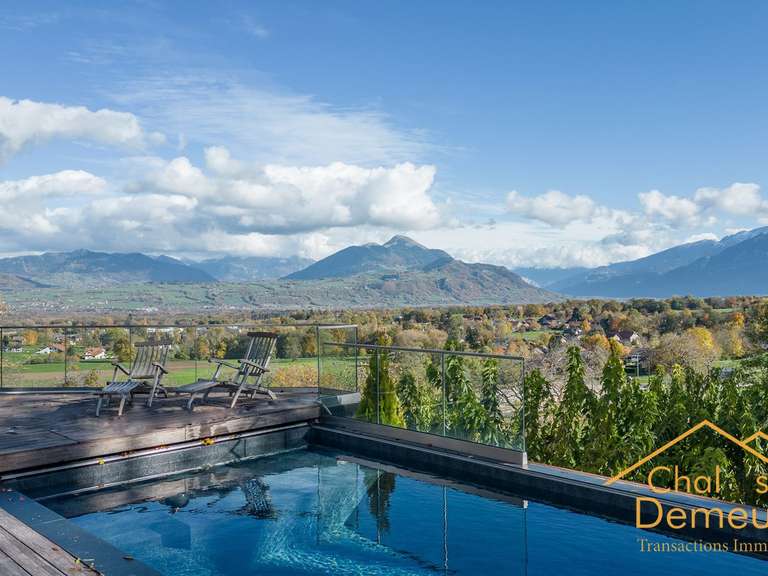 Maison Pers-Jussy - 8 chambres - 600m²