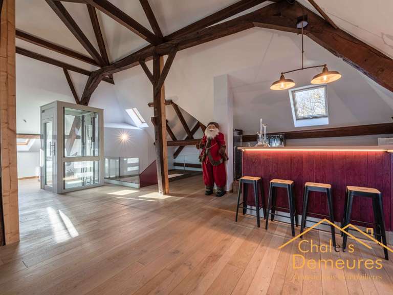 Maison Pers-Jussy - 8 chambres - 600m²