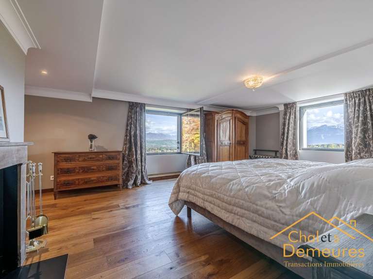 Maison Pers-Jussy - 8 chambres - 600m²