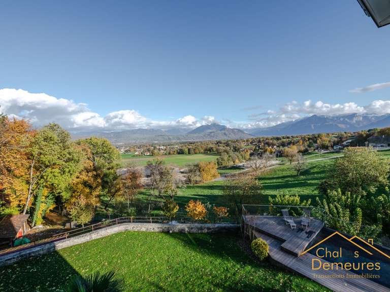 Maison Pers-Jussy - 8 chambres - 600m²