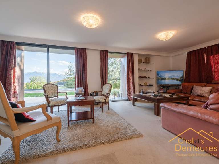 Maison Pers-Jussy - 8 chambres - 600m²