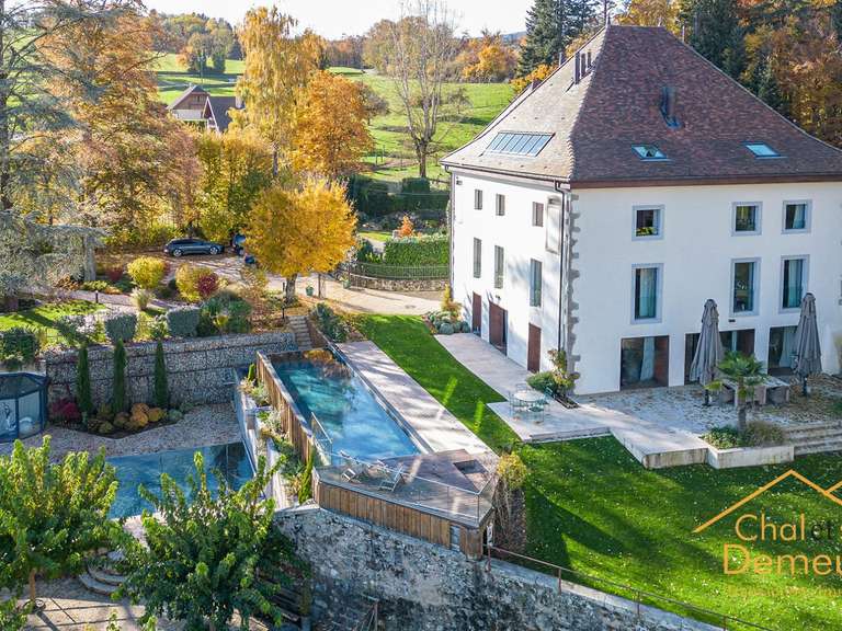 Maison Pers-Jussy - 8 chambres - 600m²