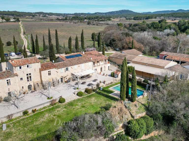Domaine viticole Pertuis - 10 chambres - 1180m²