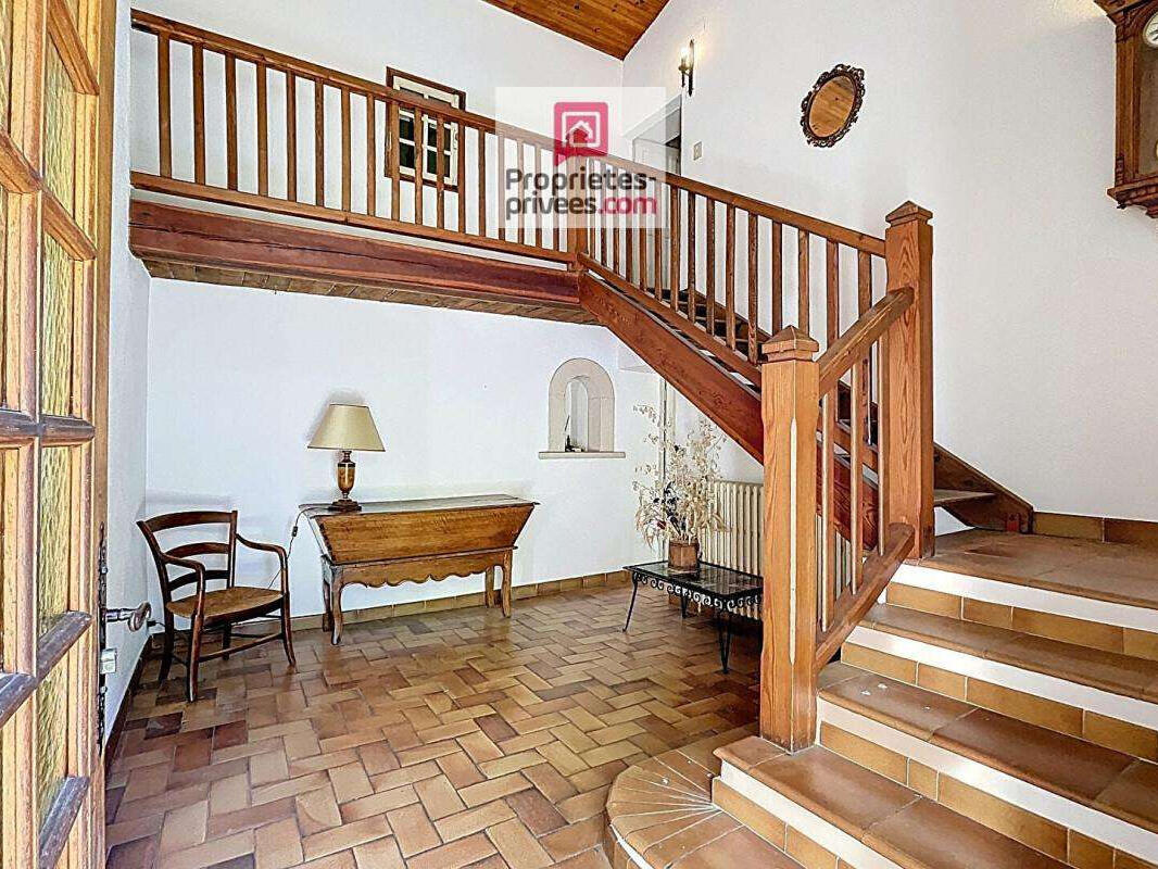 House Pertuis