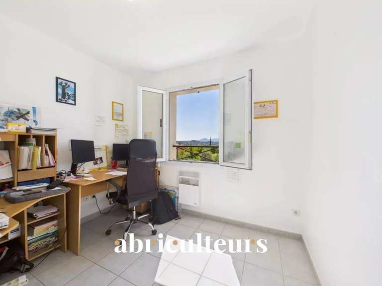 Maison Pertuis - 4 chambres - 179m²