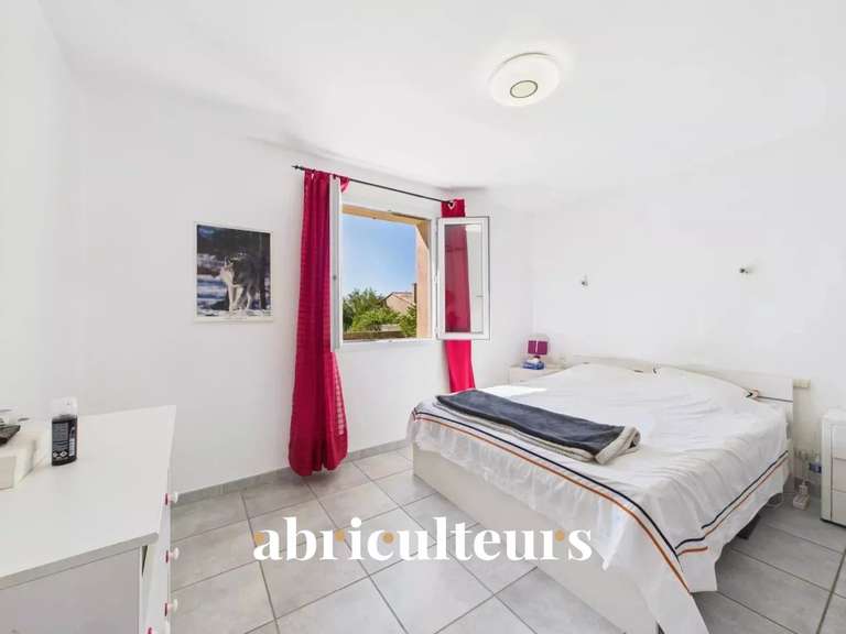 Maison Pertuis - 4 chambres - 179m²