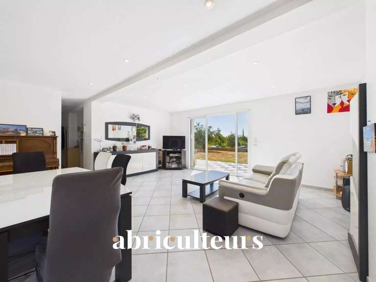 Maison Pertuis - 4 chambres - 179m²