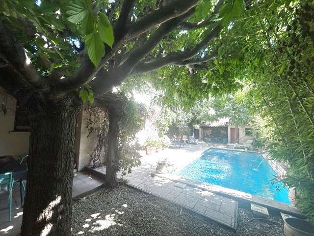Maison Pertuis - 4 chambres - 135m²