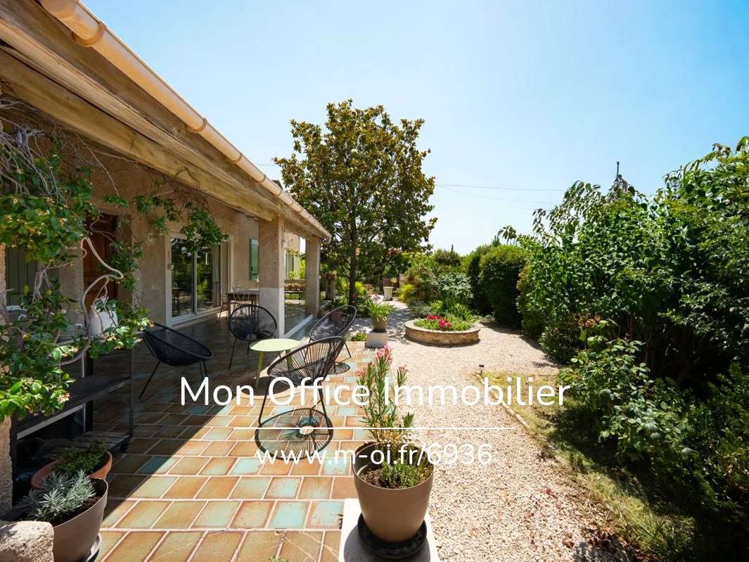 Propriété Pertuis