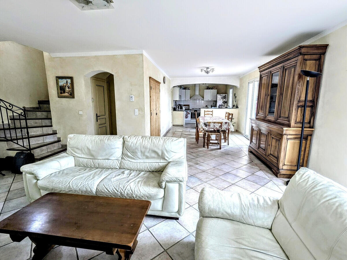 Villa Pertuis