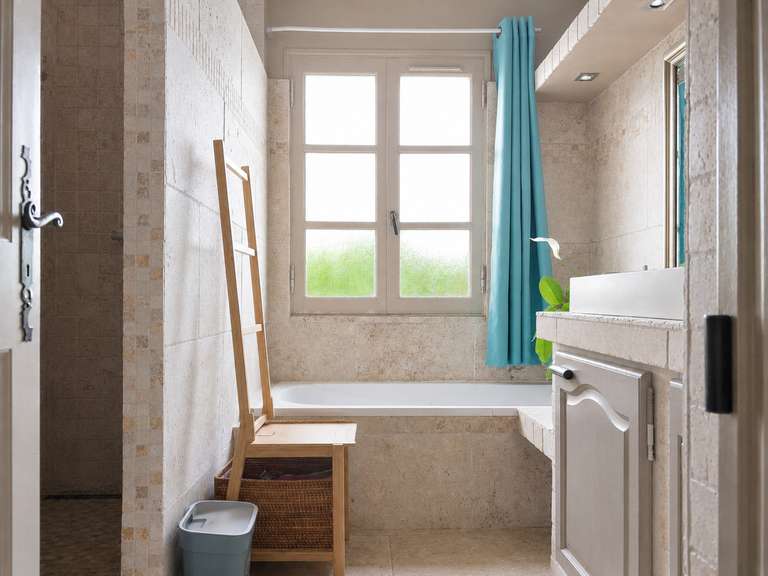 Villa Pertuis - 6 chambres - 215m²