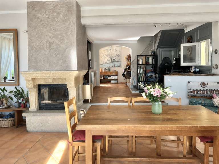 Villa Pertuis - 6 chambres - 215m²