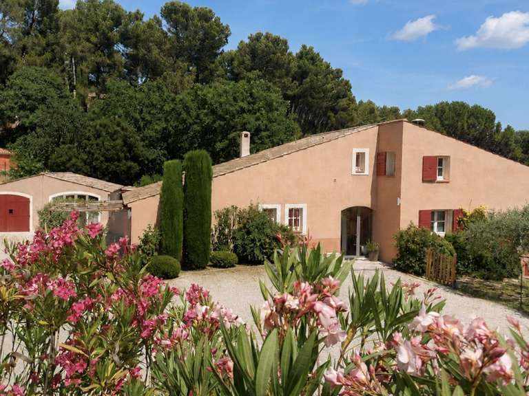 Villa Pertuis - 6 chambres - 215m²