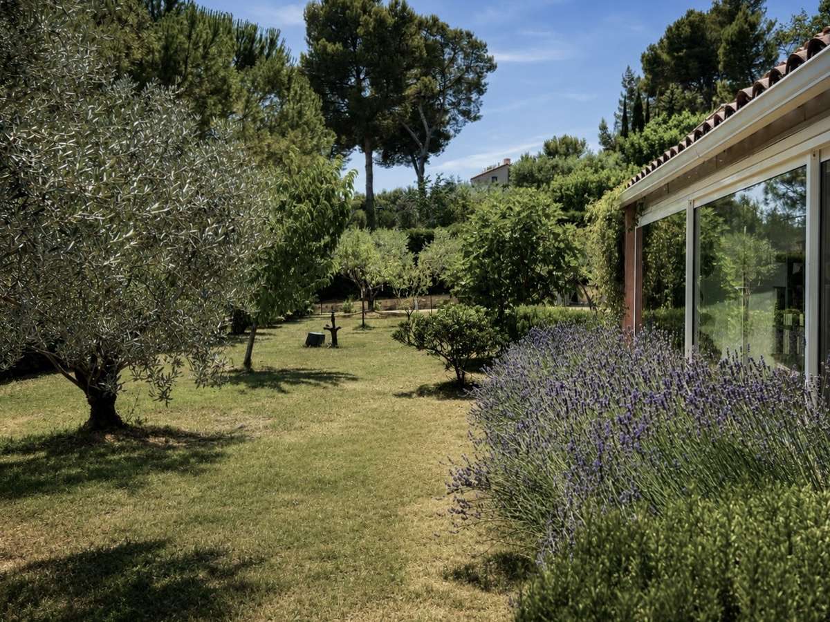 Villa Pertuis