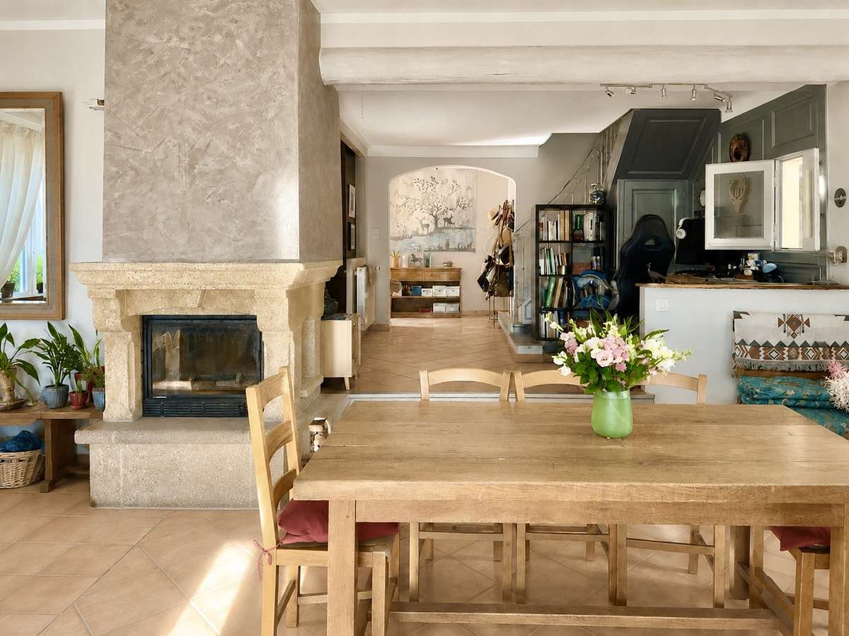 Villa Pertuis