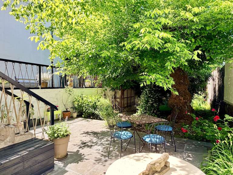 Bien atypique Pessac - 2 chambres - 92m²