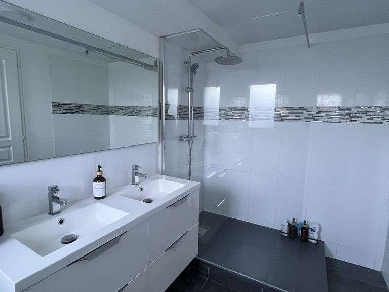 Maison Pessac - 6 chambres - 223m²