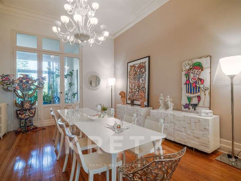 Maison Pessac - 7 chambres - 370m²