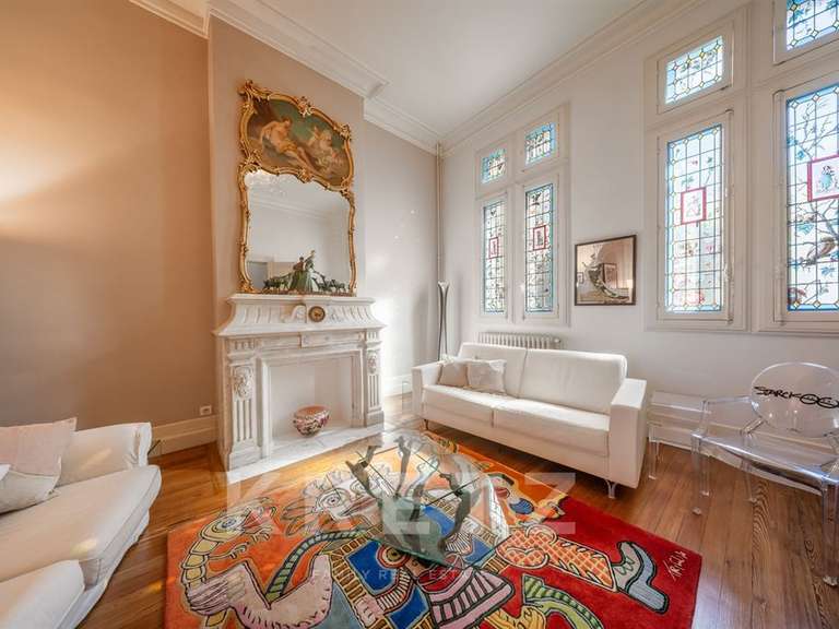 Maison Pessac - 7 chambres - 370m²