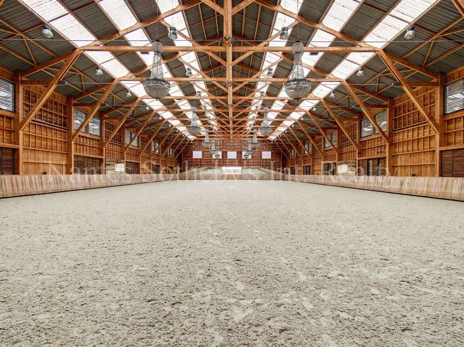 Equestrian property Petit-Mars