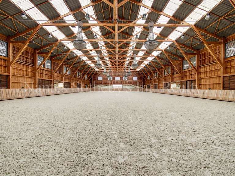 Equestrian property Petit-Mars - 937m²