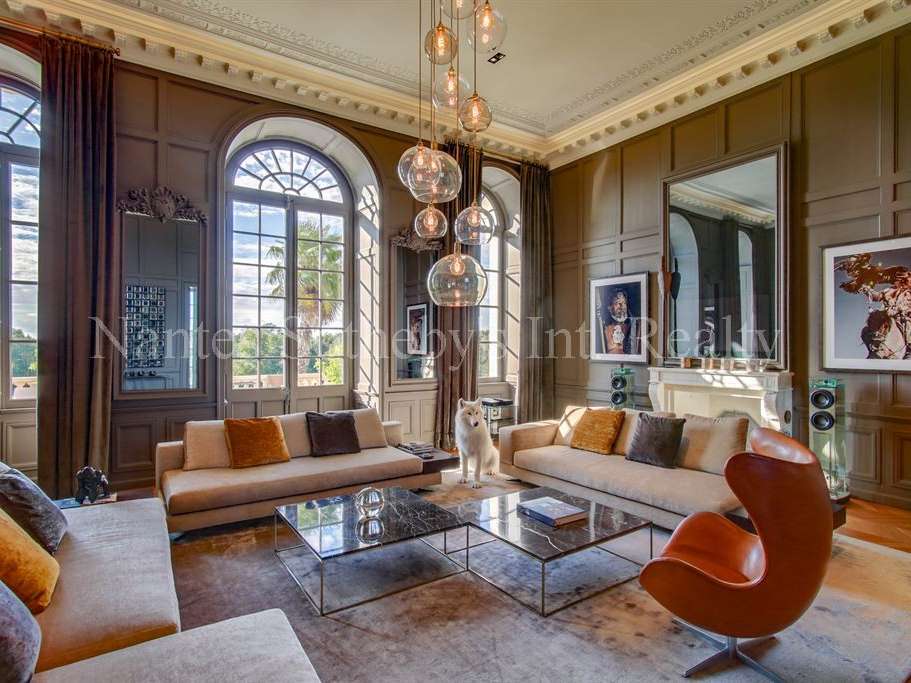 Equestrian property Petit-Mars
